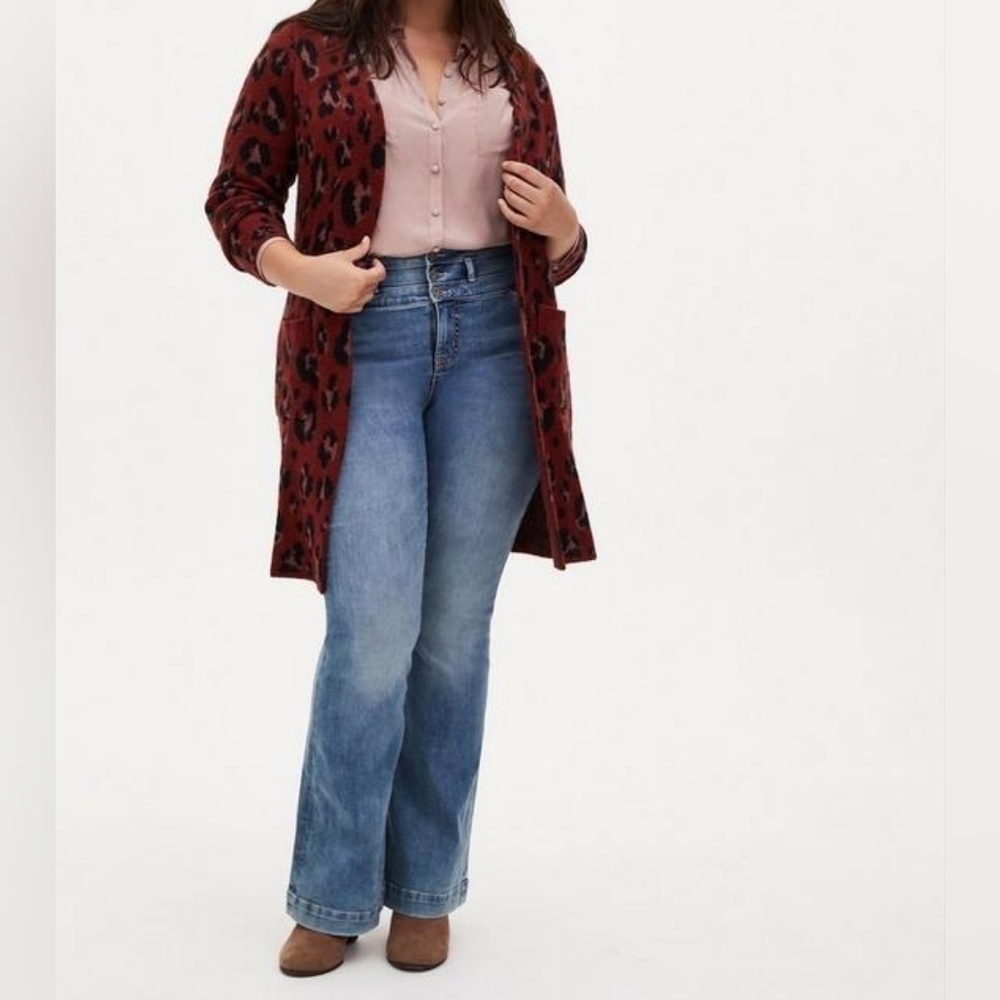 Torrid MADISON - FAWN CREPE BUTTON FRONT BLOUSE plus size 4 - Picture 10 of 10